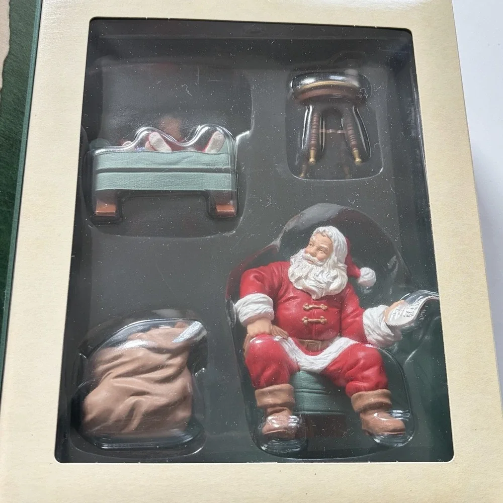 Hallmark 2002 Collector's Club Ornament Santa's Big Night Journal 4 Piece Set‎